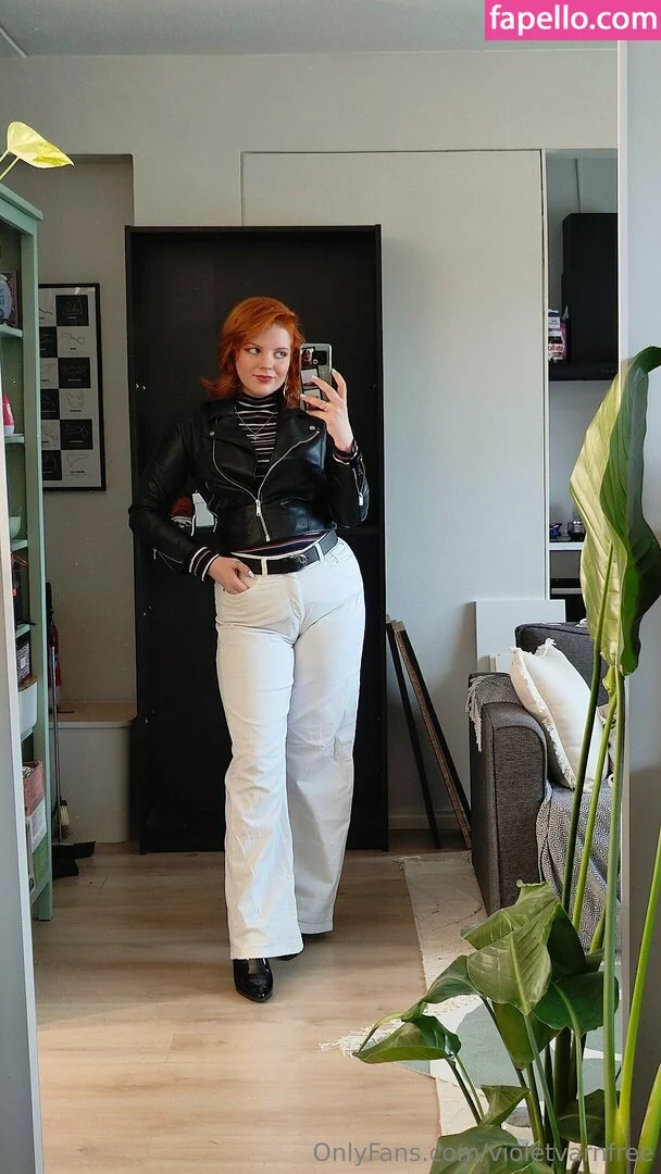 violetvarnfree Onlyfans Photo Gallery 