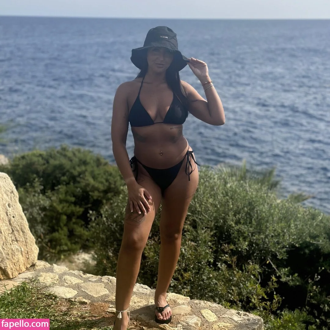 Popping Candy Onlyfans Photo Gallery 