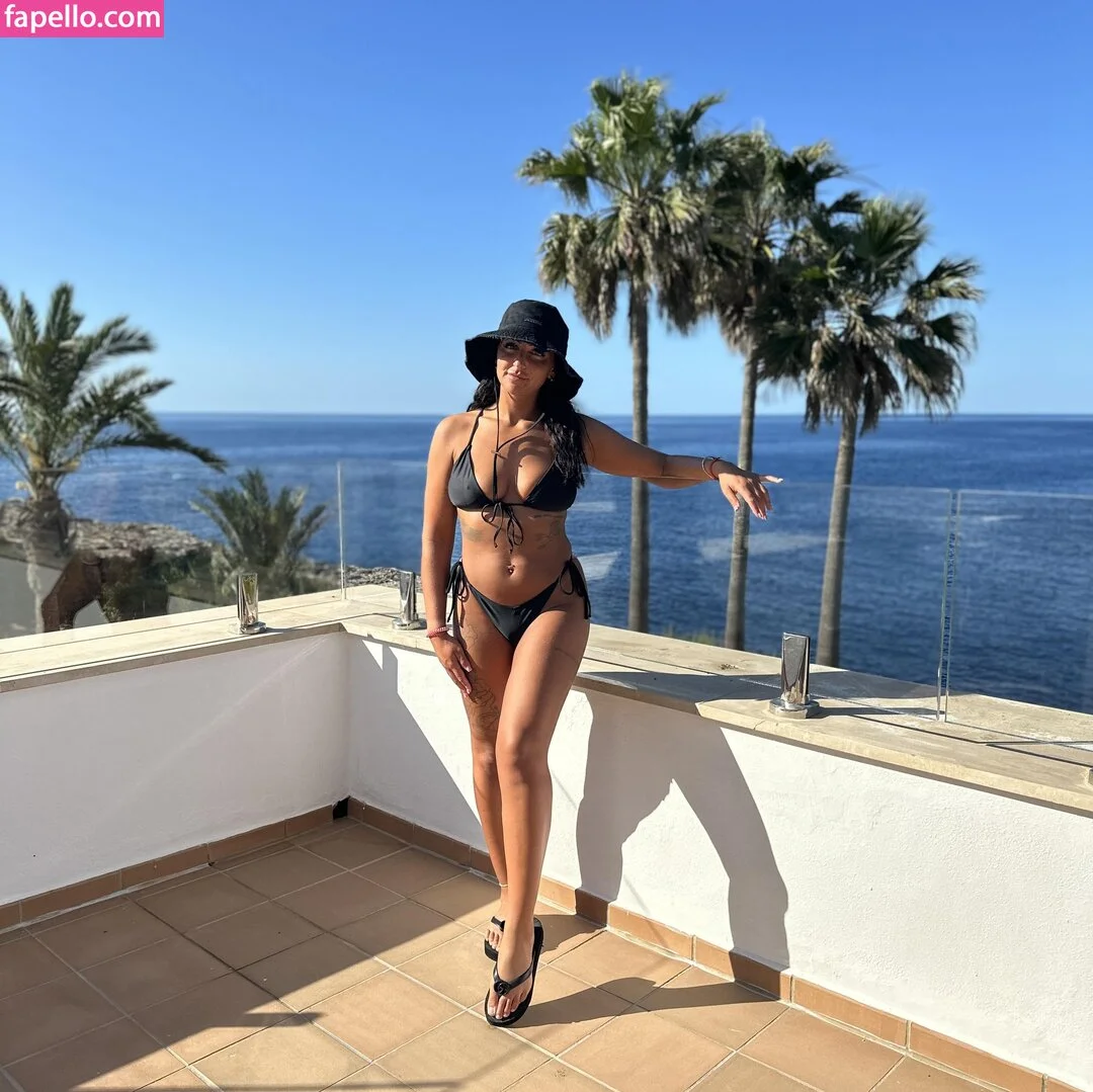 Popping Candy Onlyfans Photo Gallery 