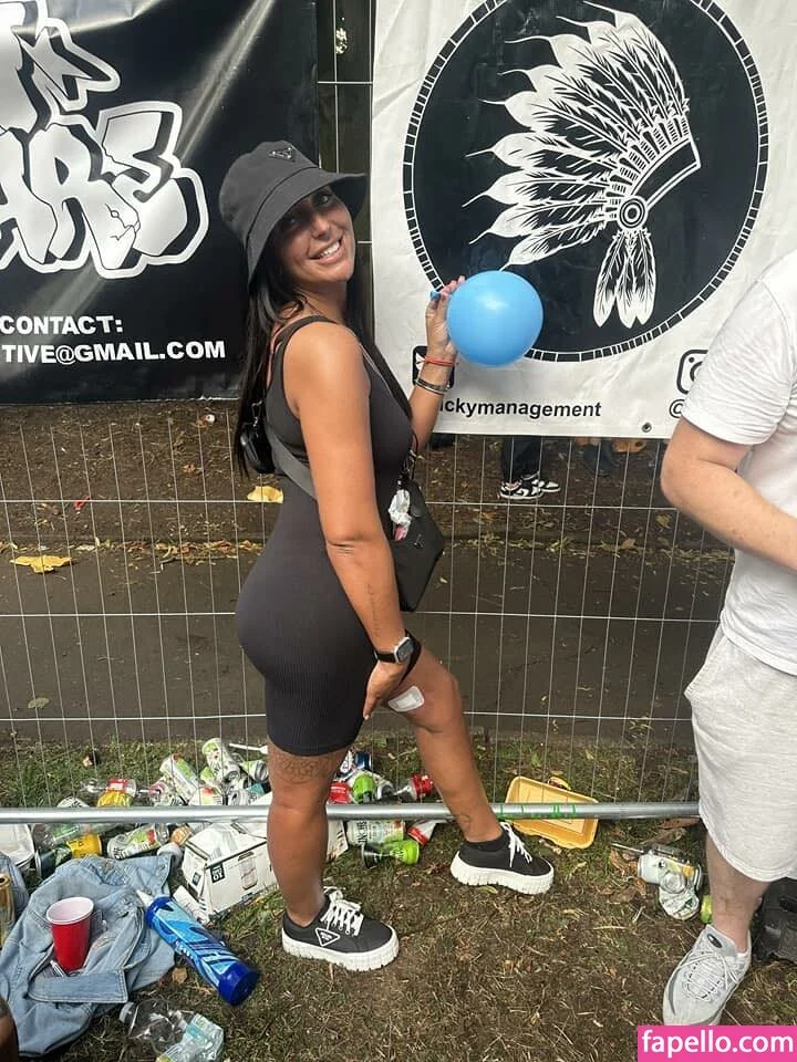 Popping Candy Onlyfans Photo Gallery 