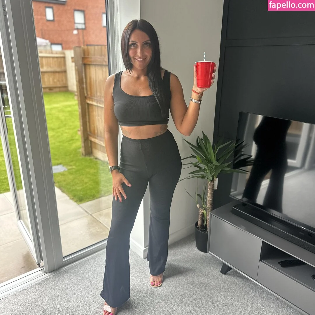 Popping Candy Onlyfans Photo Gallery 