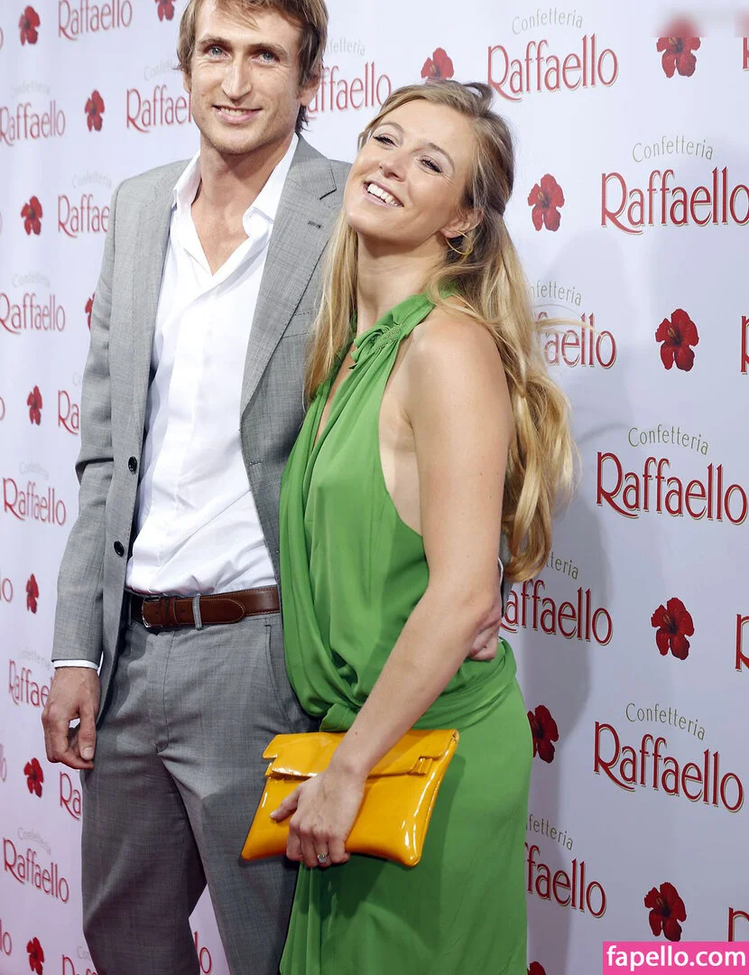 Nina Eichinger Onlyfans Photo Gallery 