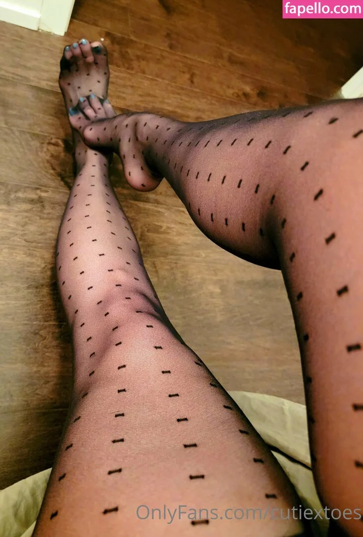 cutiextoes Onlyfans Photo Gallery 