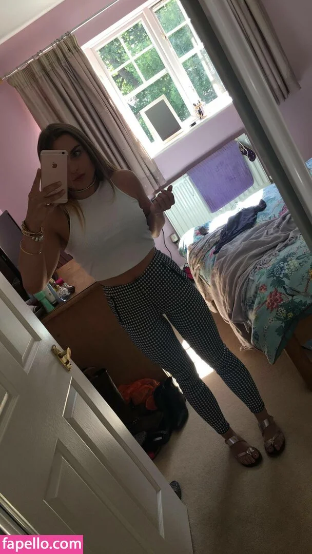 haryoungxo Onlyfans Photo Gallery 