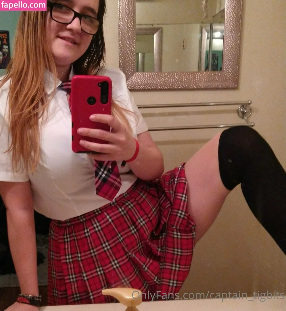 Captain TigBits Onlyfans Photo Gallery 