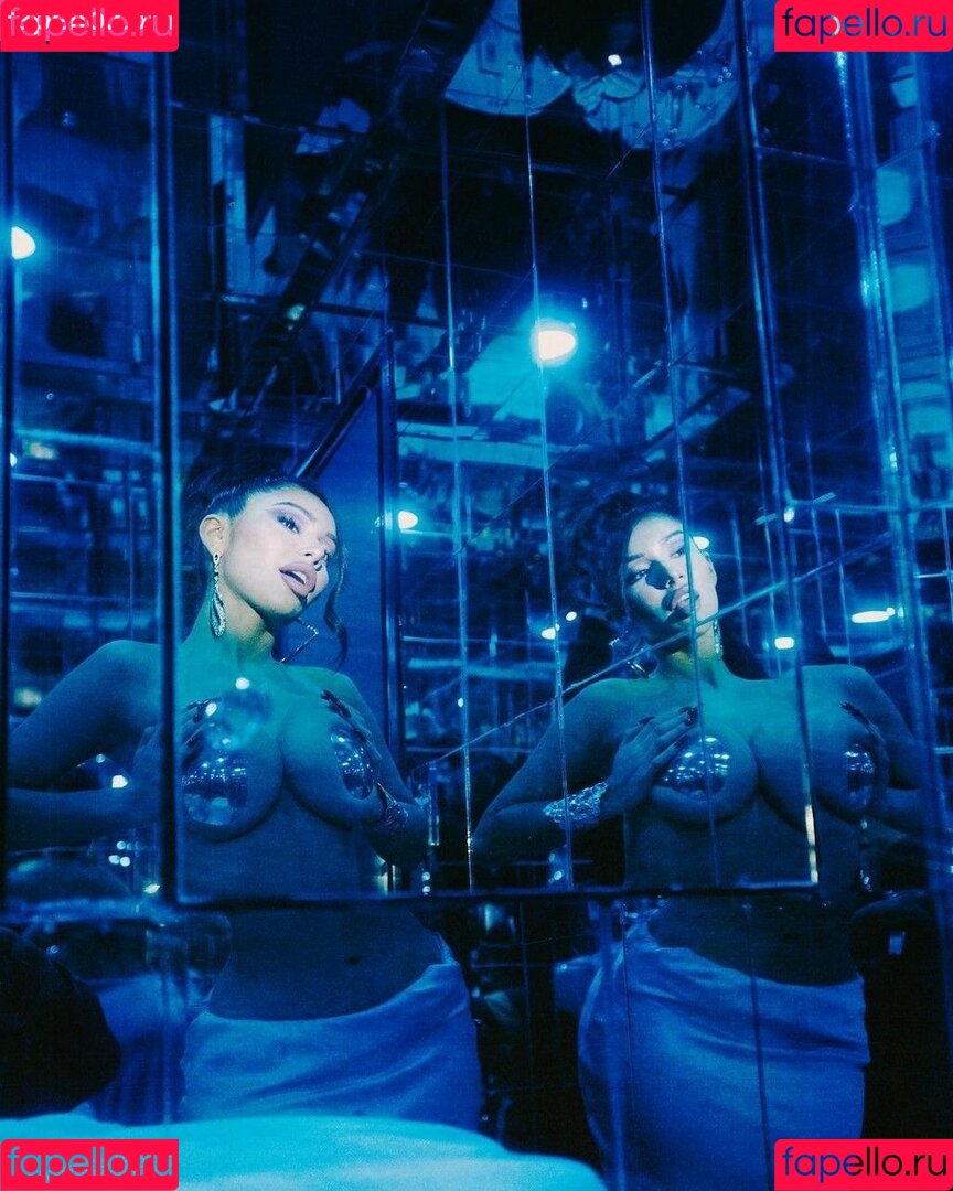 Janet Guzman Onlyfans Photo Gallery 