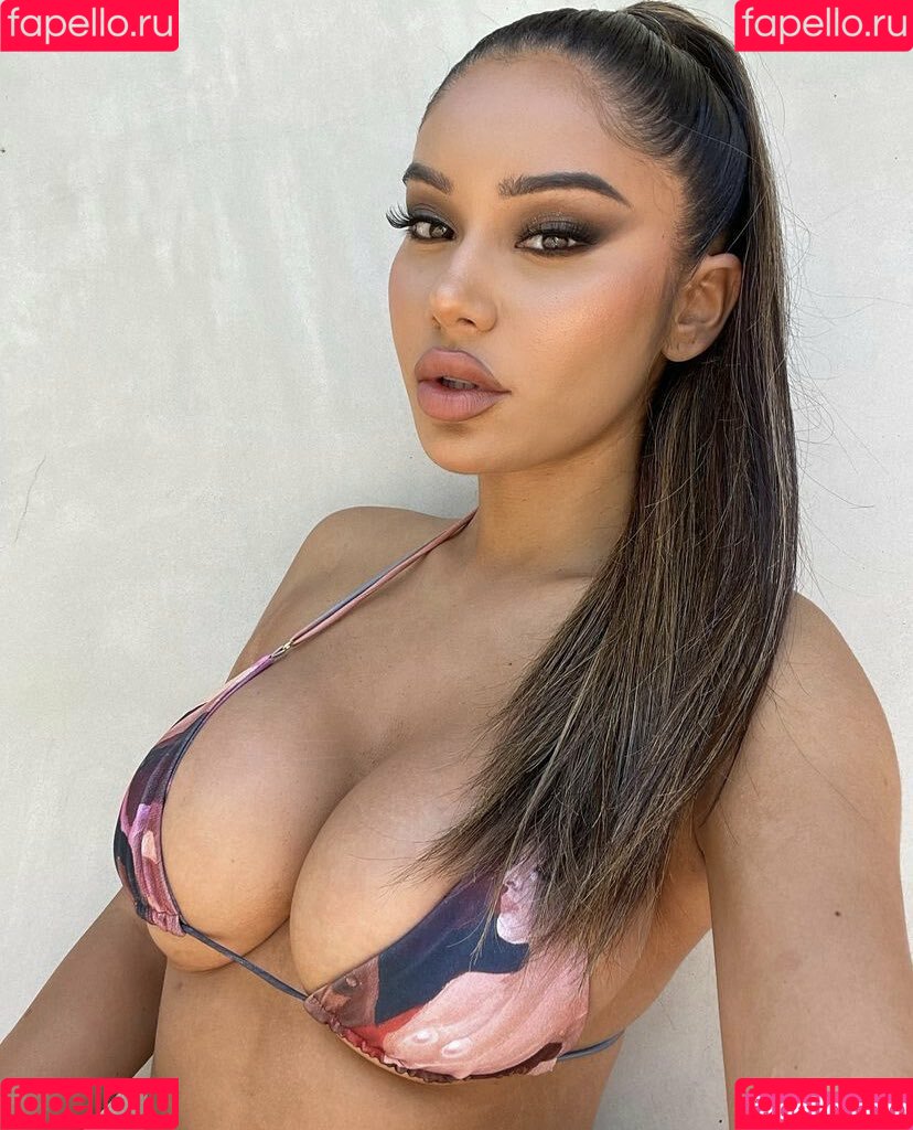 Janet Guzman Onlyfans Photo Gallery 