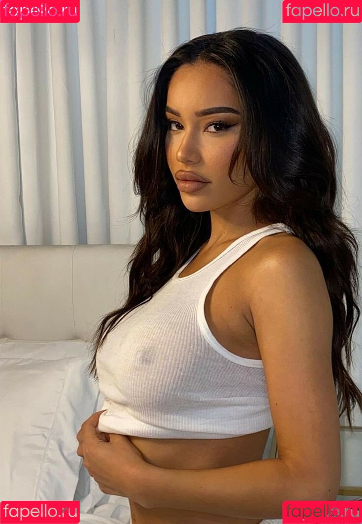 Janet Guzman Onlyfans Photo Gallery 