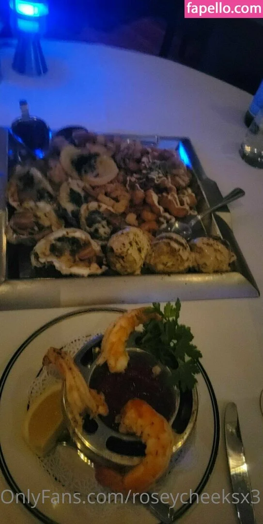 roseycheeksx3 Onlyfans Photo Gallery 