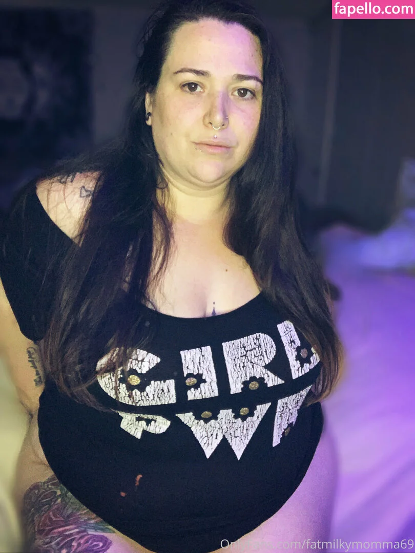 fatmilkymomma69 Onlyfans Photo Gallery 