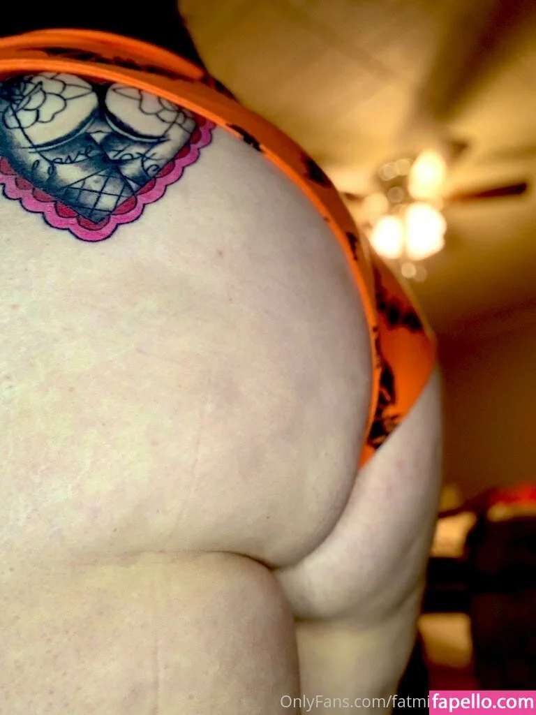 fatmilkymomma69 Onlyfans Photo Gallery 