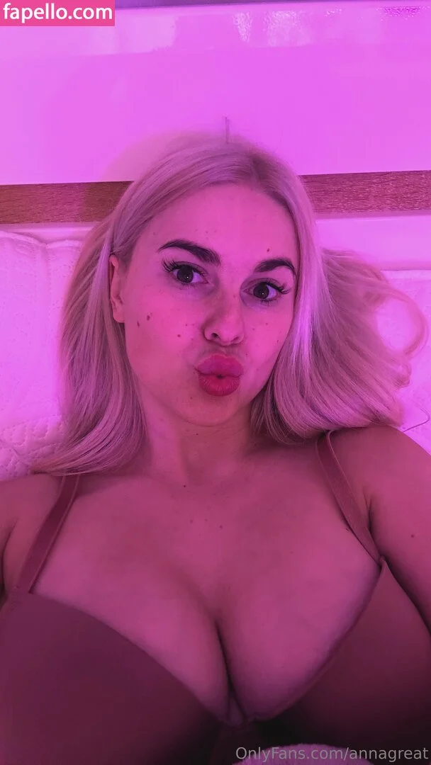 annagreat Onlyfans Photo Gallery 
