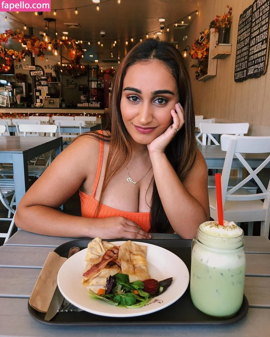 Alilrooj Onlyfans Photo Gallery 