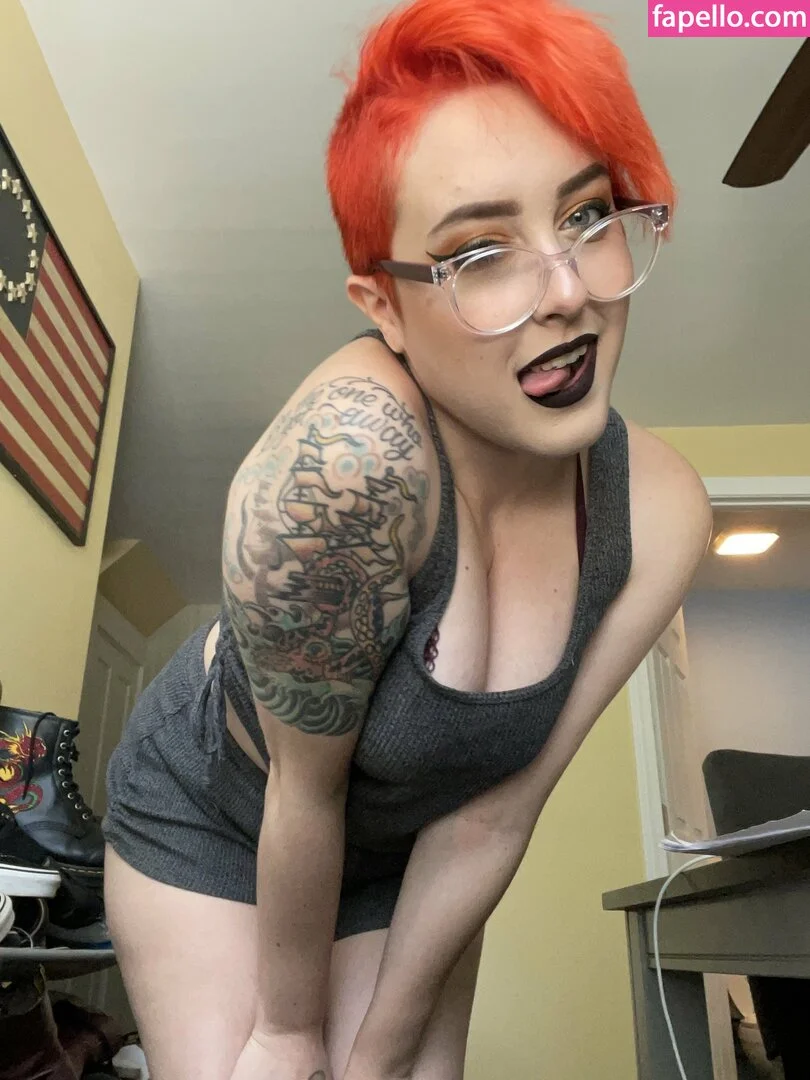 yoemilyreyfree Onlyfans Photo Gallery 