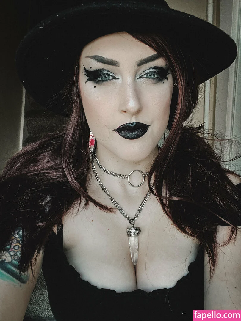 yoemilyreyfree Onlyfans Photo Gallery 