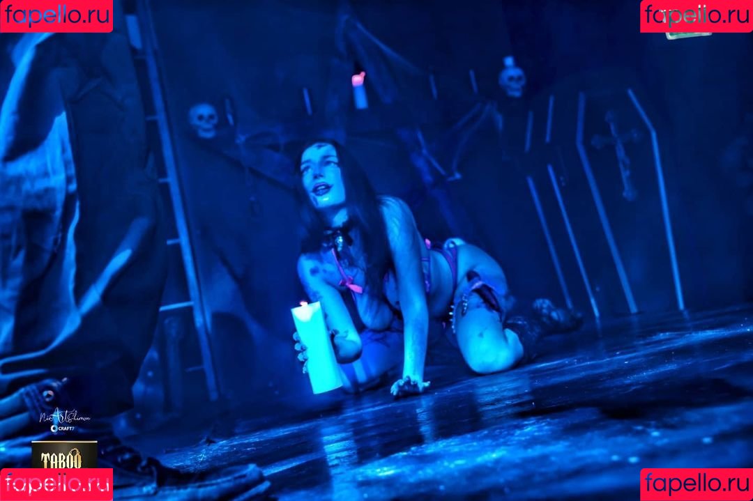 Nova SG Onlyfans Photo Gallery 