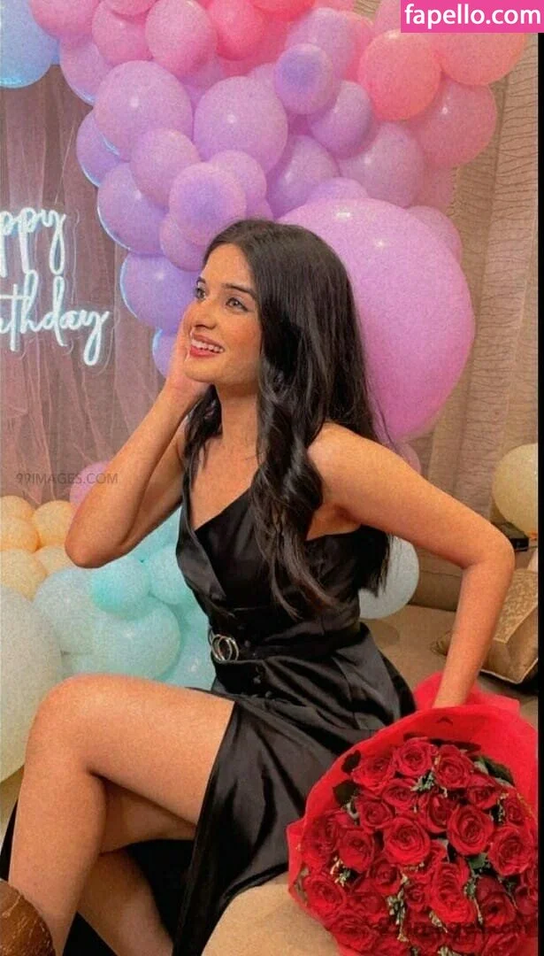 Bhavika Sharma Onlyfans Photo Gallery 