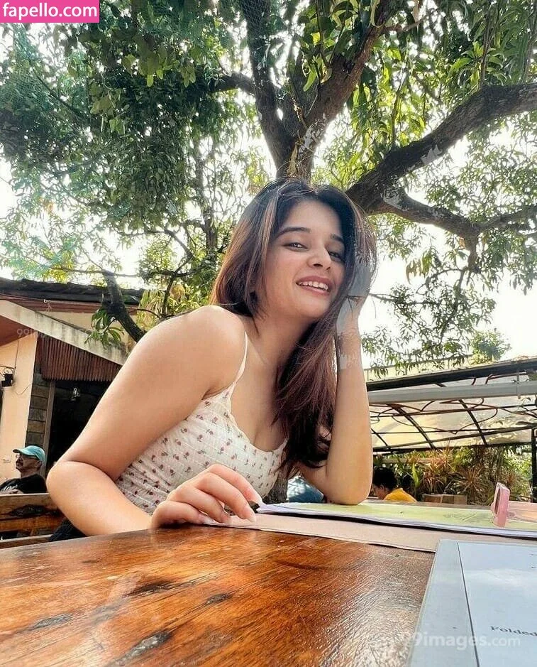 Bhavika Sharma Onlyfans Photo Gallery 