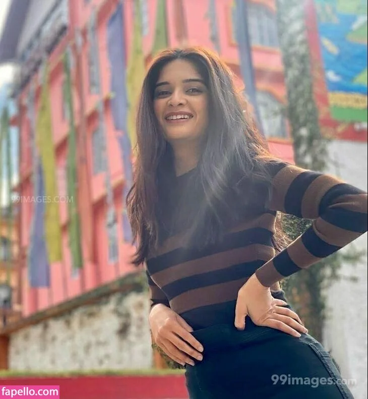 Bhavika Sharma Onlyfans Photo Gallery 