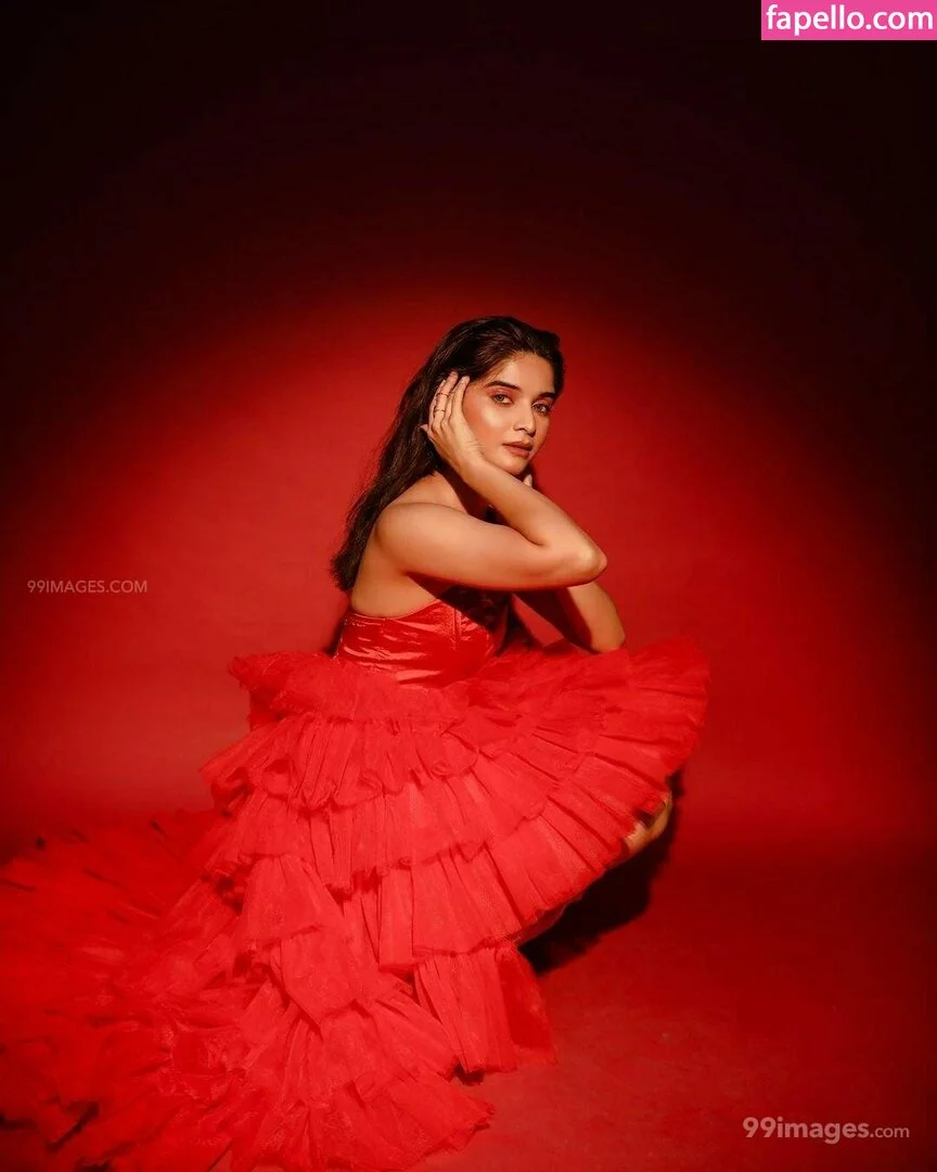 Bhavika Sharma Onlyfans Photo Gallery 