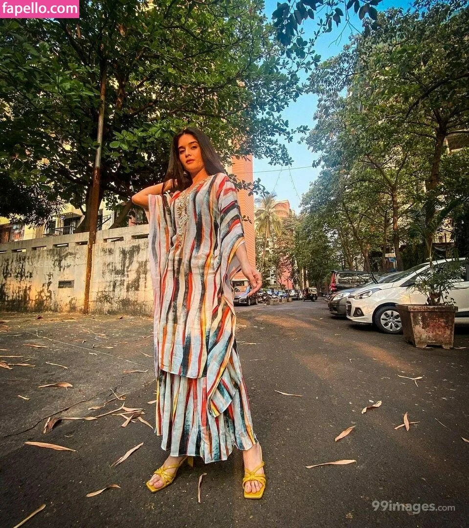 Bhavika Sharma Onlyfans Photo Gallery 