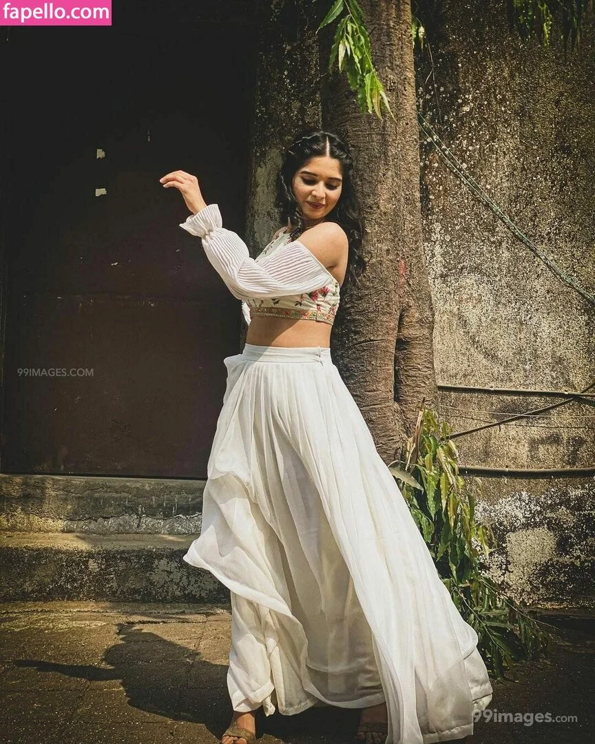 Bhavika Sharma Onlyfans Photo Gallery 