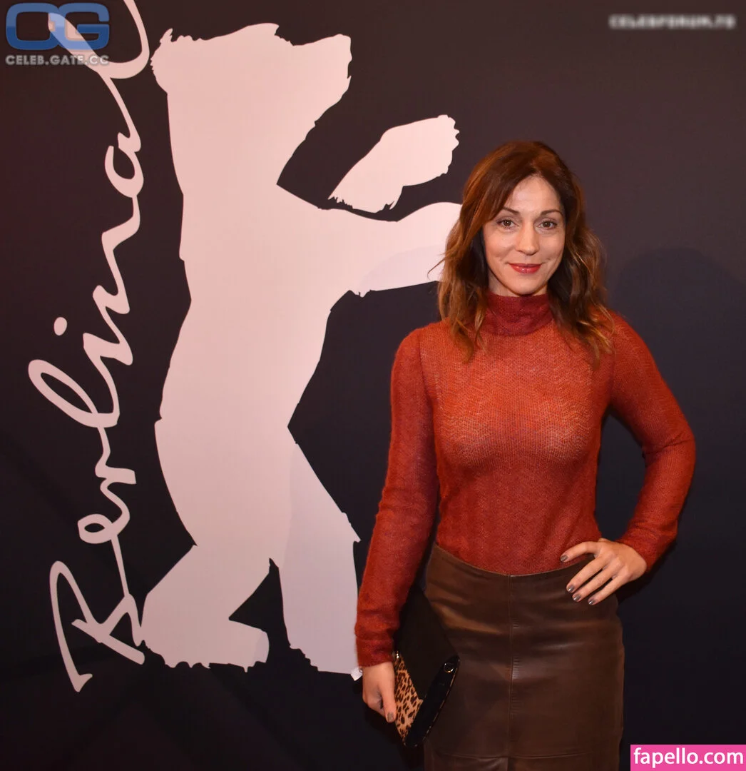 Ulrike C. Tscharre Onlyfans Photo Gallery 