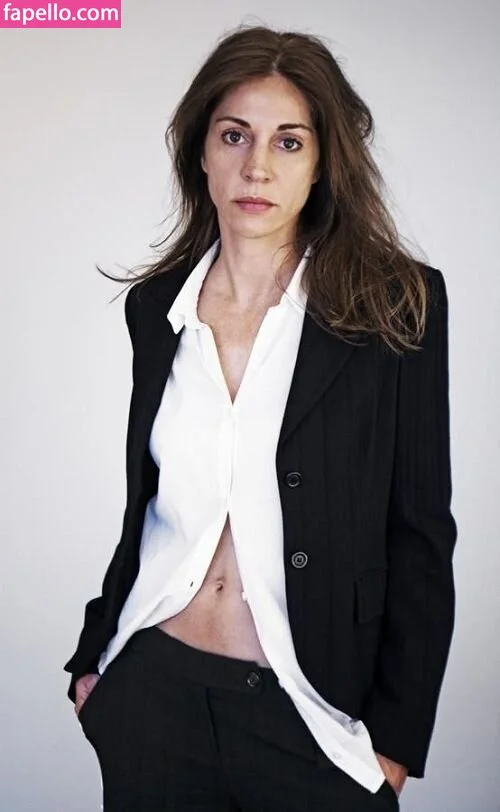 Ulrike C. Tscharre Onlyfans Photo Gallery 