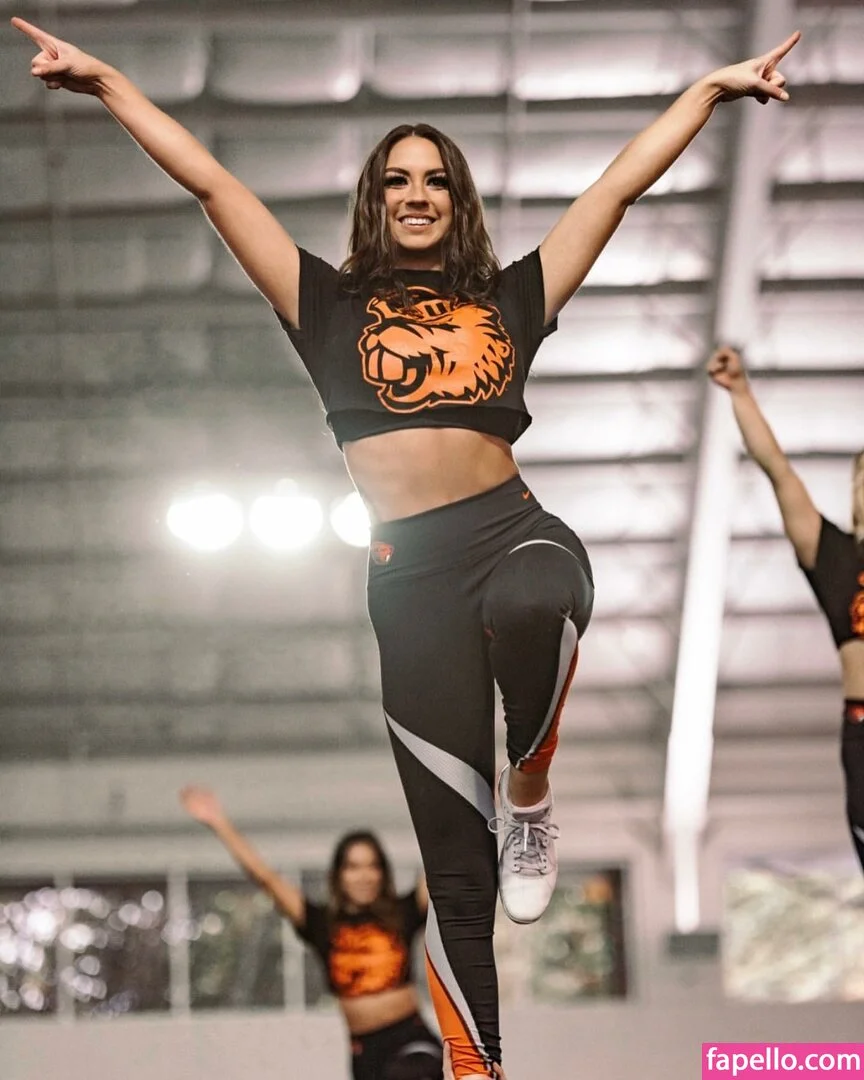 Taylor Johnson Cheer Onlyfans Photo Gallery 