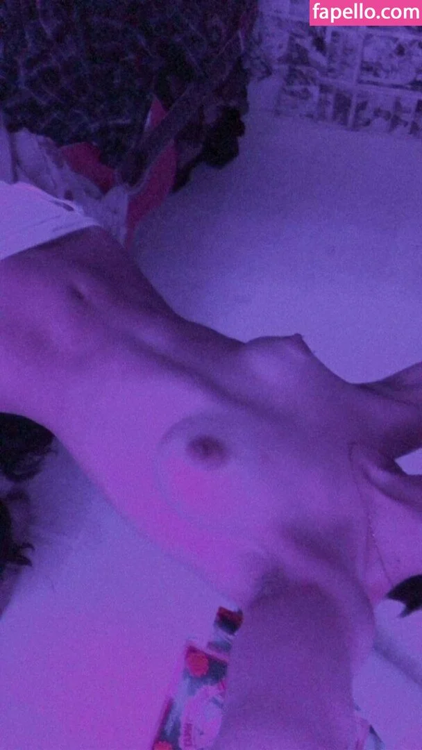 Aboutsoffy Onlyfans Photo Gallery 