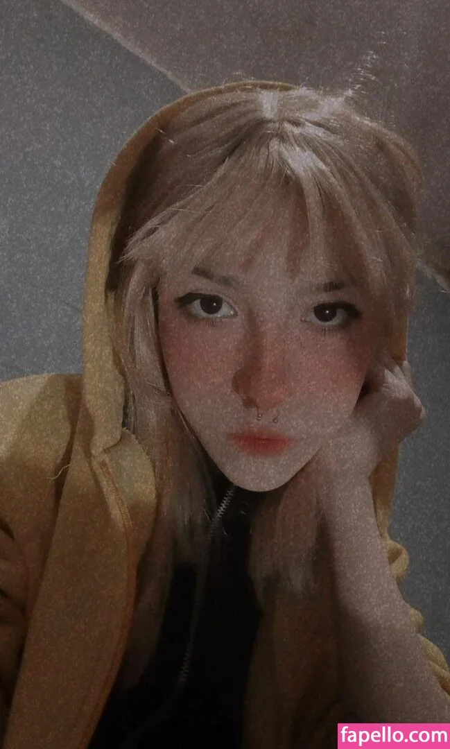 Aboutsoffy Onlyfans Photo Gallery 