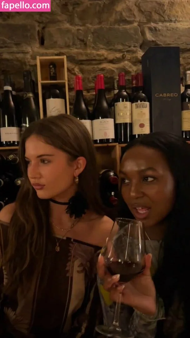 rubylyn_ Onlyfans Photo Gallery 