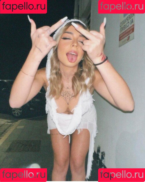 Gretadeltoro Onlyfans Photo Gallery 