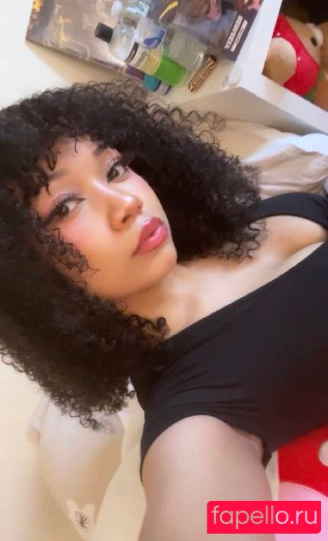 mari urtizbiria Onlyfans Photo Gallery 