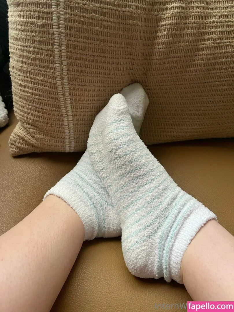 internwithbenefits Onlyfans Photo Gallery 