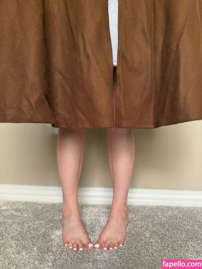 internwithbenefits Onlyfans Photo Gallery 