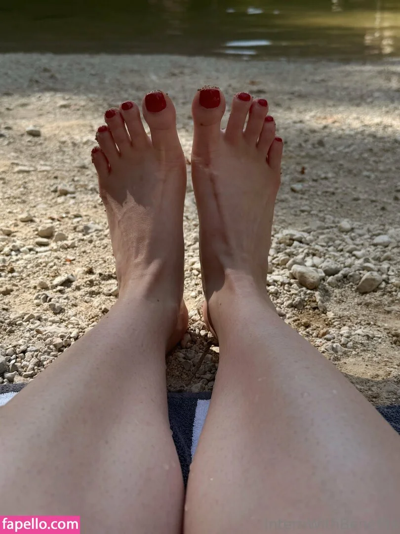 internwithbenefits Onlyfans Photo Gallery 