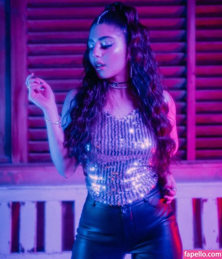 Mayan El Sayed Onlyfans Photo Gallery 