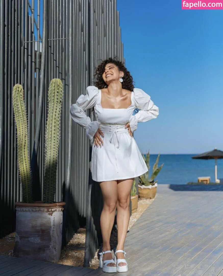 Mayan El Sayed Onlyfans Photo Gallery 