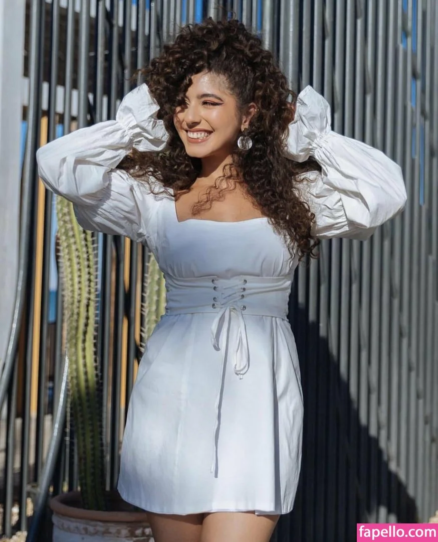 Mayan El Sayed Onlyfans Photo Gallery 