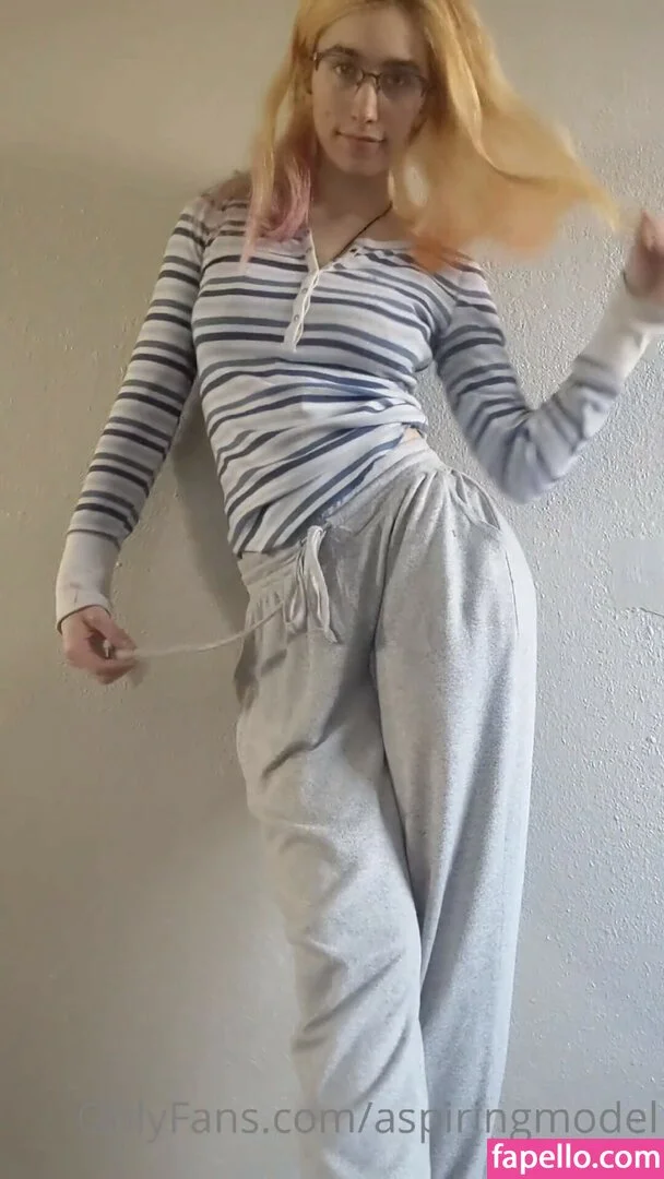 aspiringmodel Onlyfans Photo Gallery 