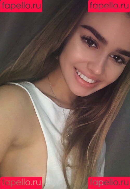 Meflia Onlyfans Photo Gallery 