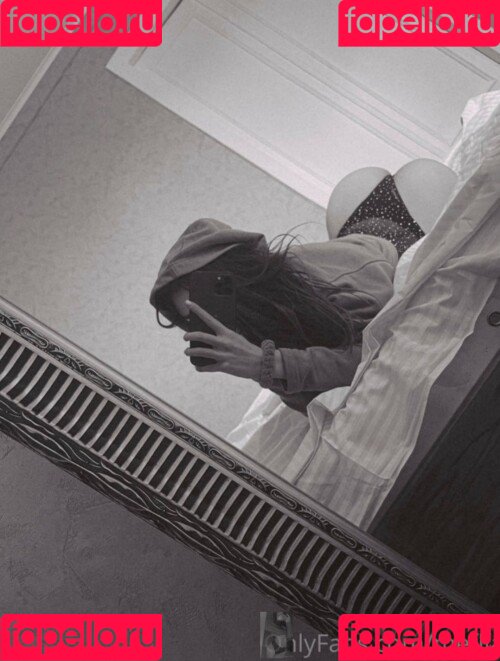 Meflia Onlyfans Photo Gallery 