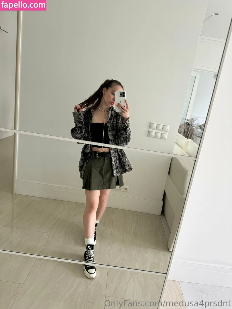 medusa4prsdnt Onlyfans Photo Gallery 