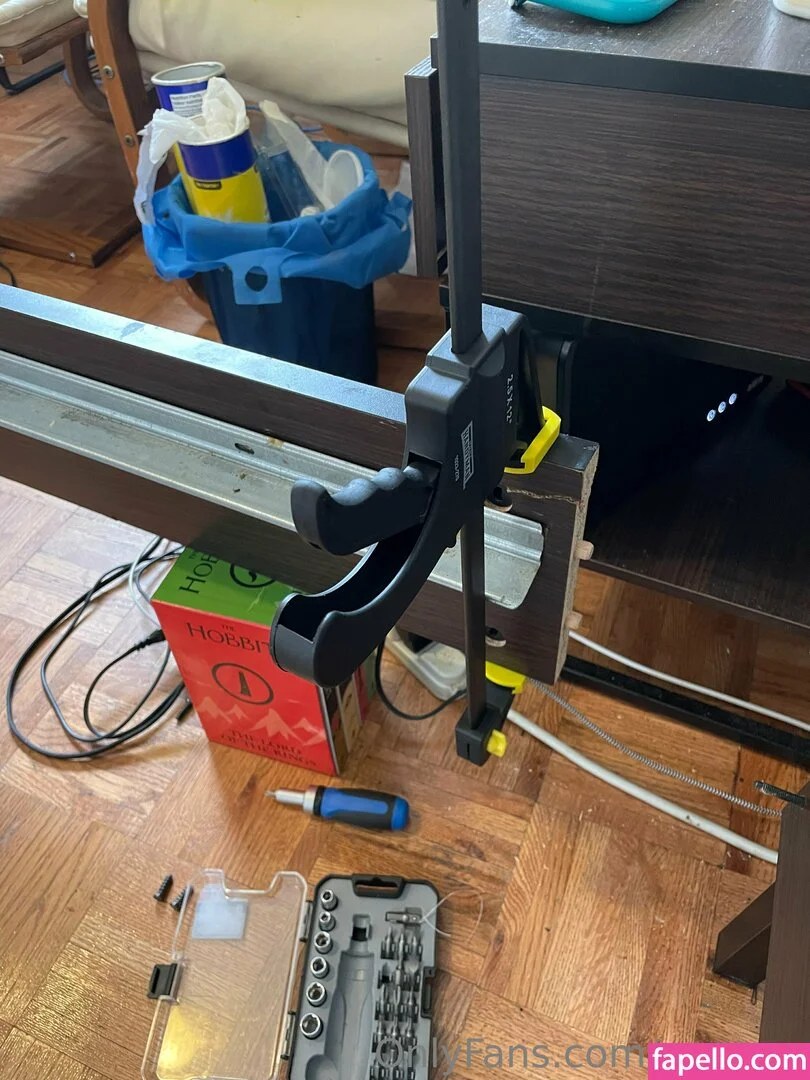 grraves Onlyfans Photo Gallery 