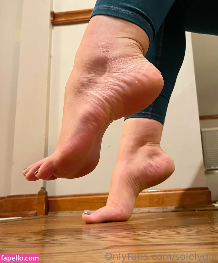 solelygia Onlyfans Photo Gallery 