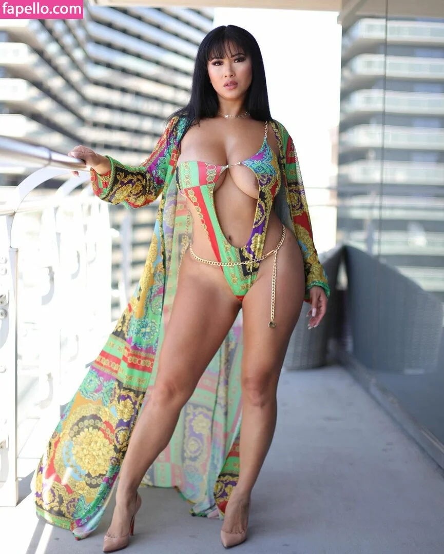 Michelle Yee Onlyfans Photo Gallery 