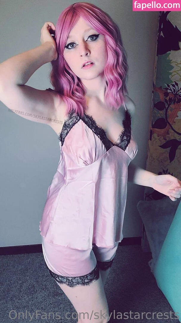 Skyla Starcrest Onlyfans Photo Gallery 