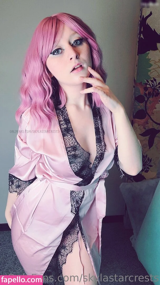 Skyla Starcrest Onlyfans Photo Gallery 