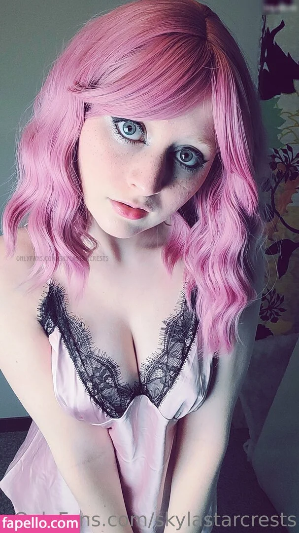 Skyla Starcrest Onlyfans Photo Gallery 